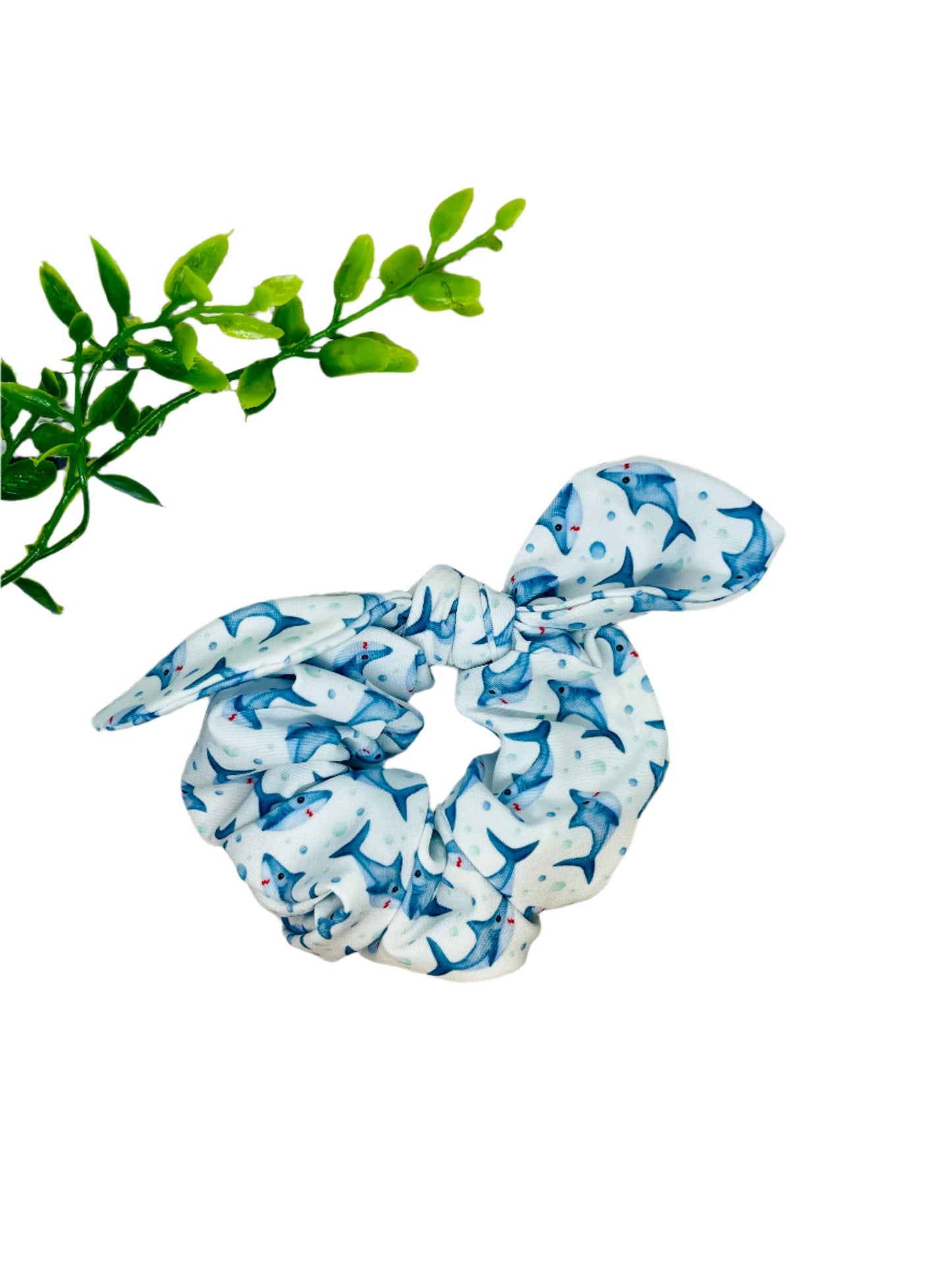 Knotted Scrunchie Bows