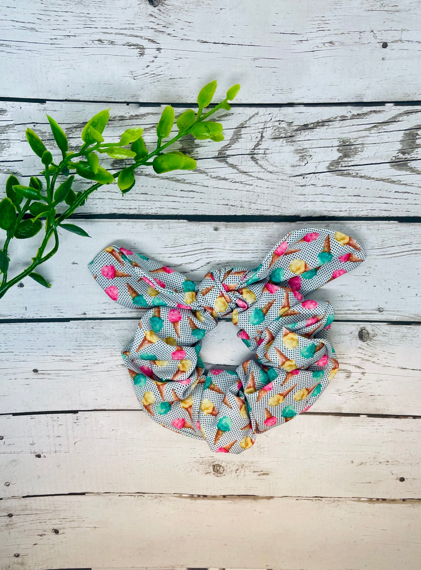 Knotted Scrunchie Bows