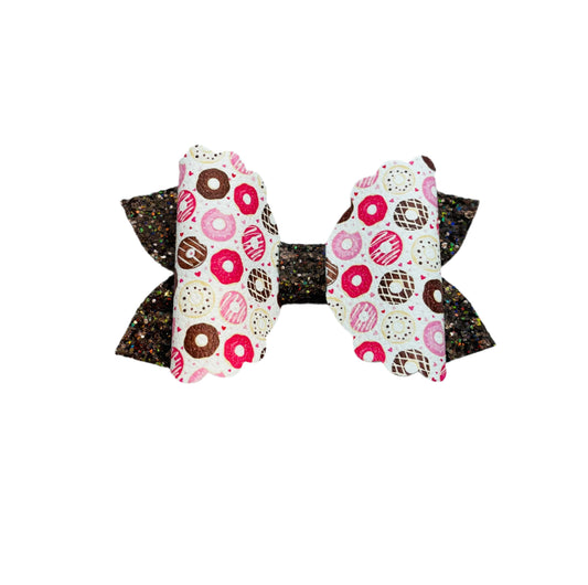 Scalloped Multi Donut Bow