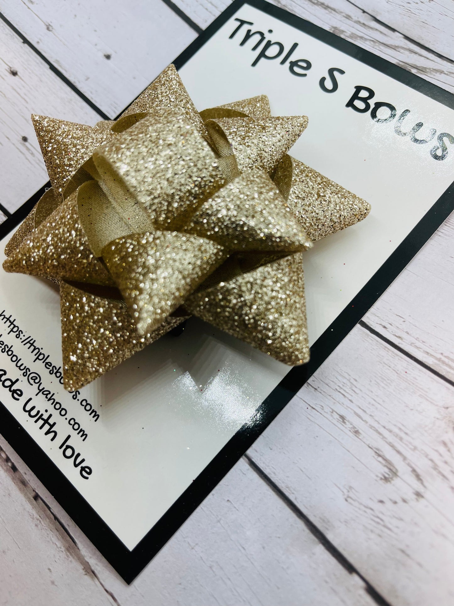 Light Gold Glitter Present Hair Bow