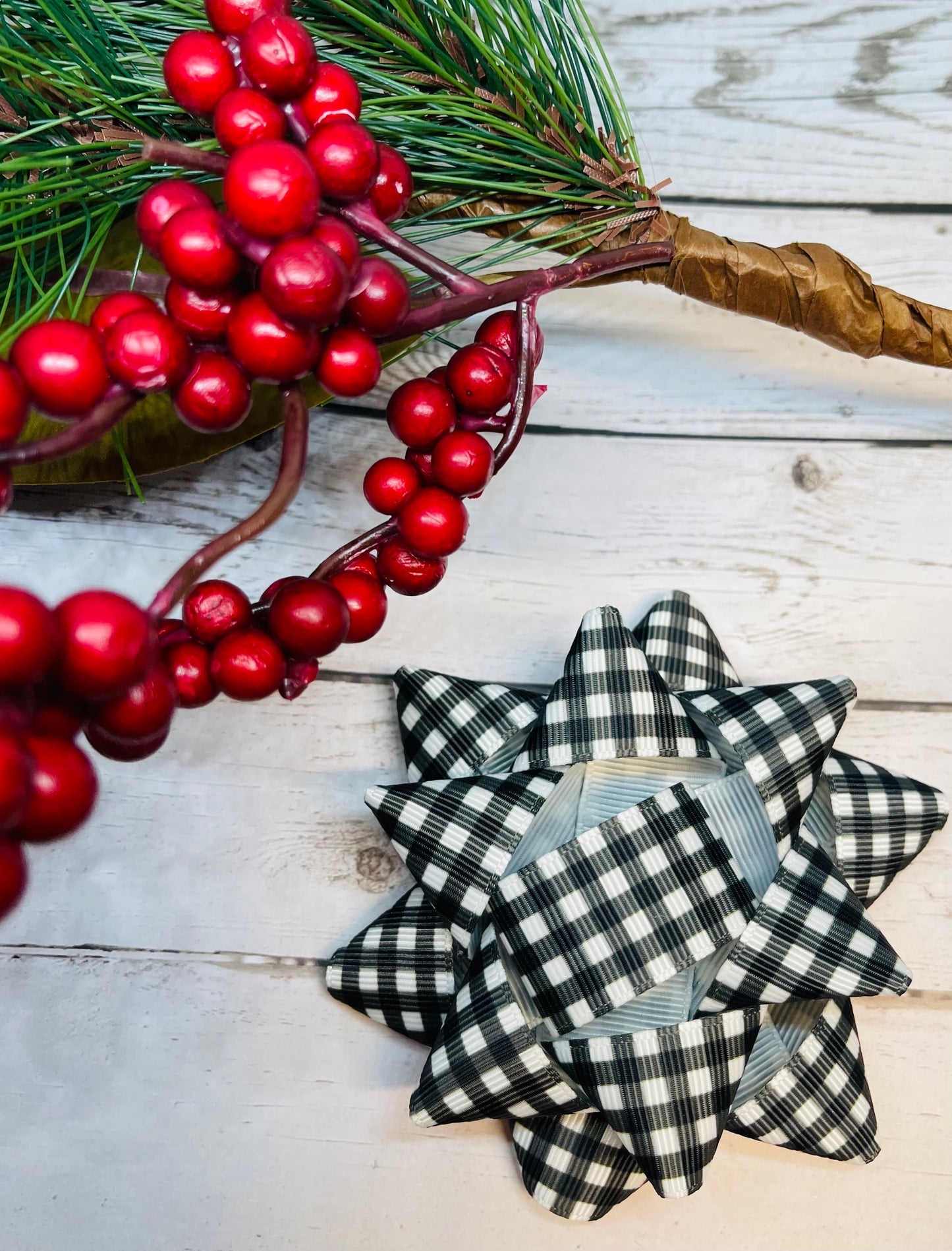 Buffalo Plaid Present Hair Bow