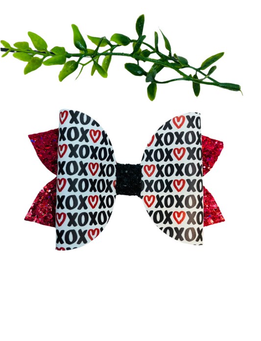 XO Heart Bow